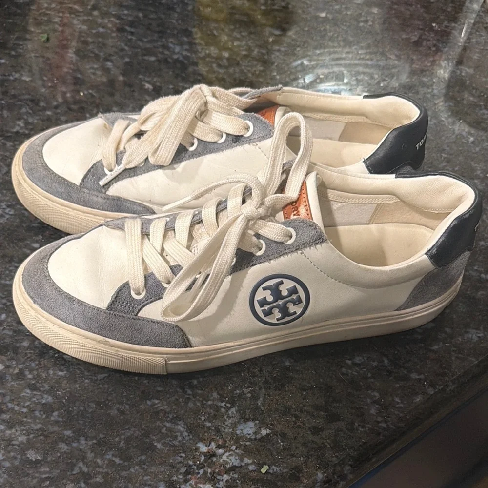 Tory Burch Cream & Gray Logo Low-Top Sneakers for ladies